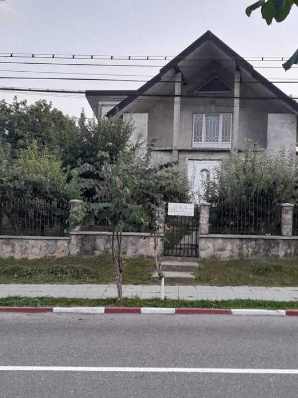 Casa de vanzare in Darabani