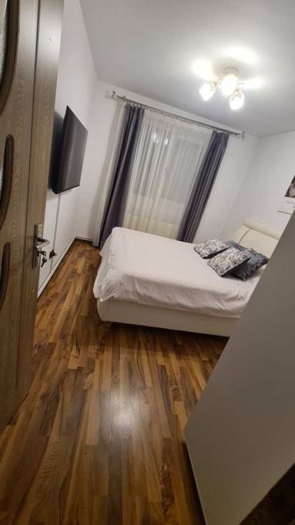 Apartament cu 2 camere zona Lenin