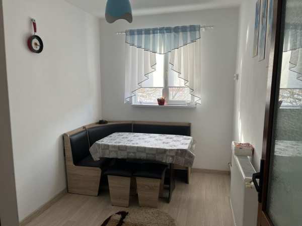 Apartament de inchiriat