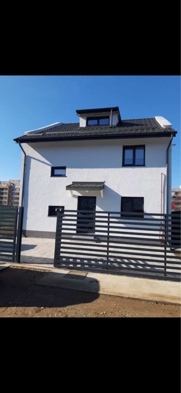 Apartament 3camere in vila