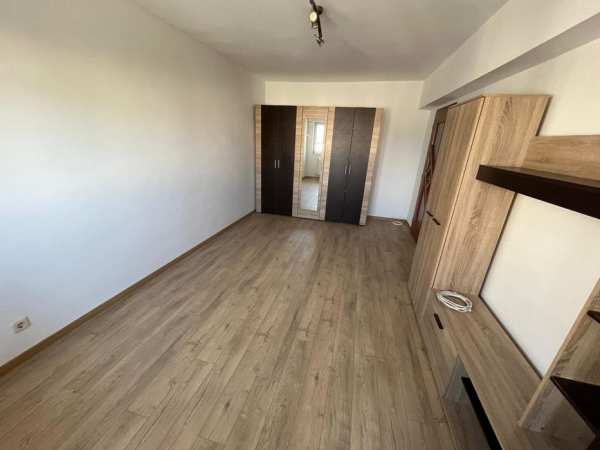 Apartament ultracentral cu 2 camere de inchiriat