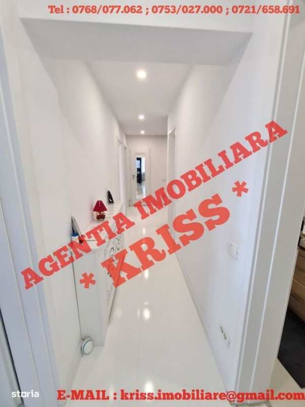 Apartament 3 Camere CENTRAL Zona O Confort 1 DEC. LUX Etaj 2 Mob Utila