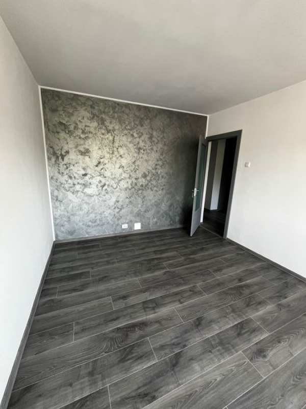 Apartament 3 camere Plopeni