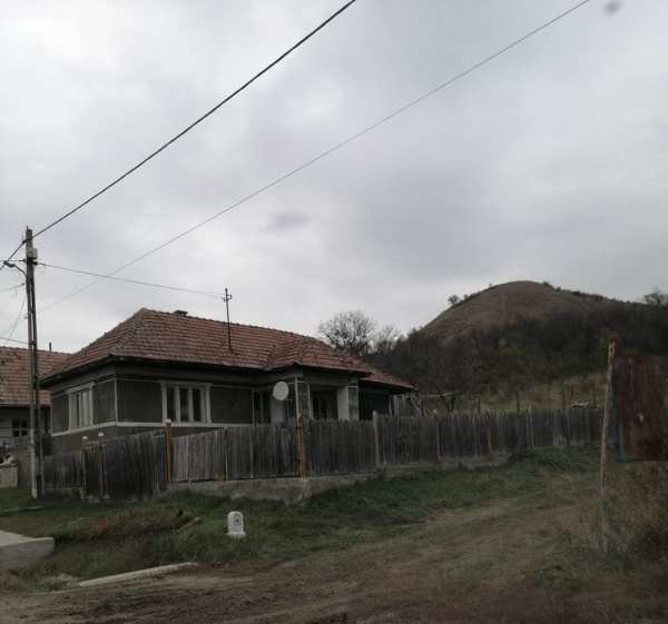 Casa cu teren in Vultureni, jud. Cluj