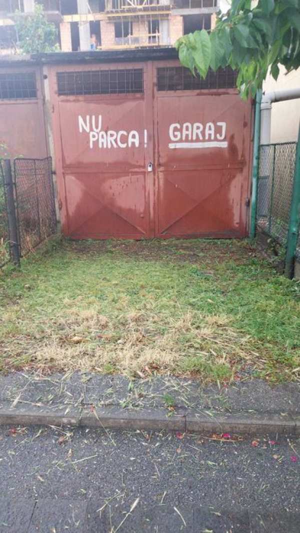 GARAJ zona Garii