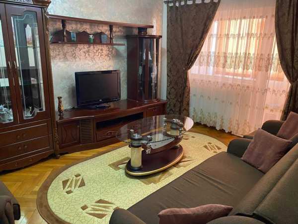 Inchiriere apartament 2 camere, Buzaului,