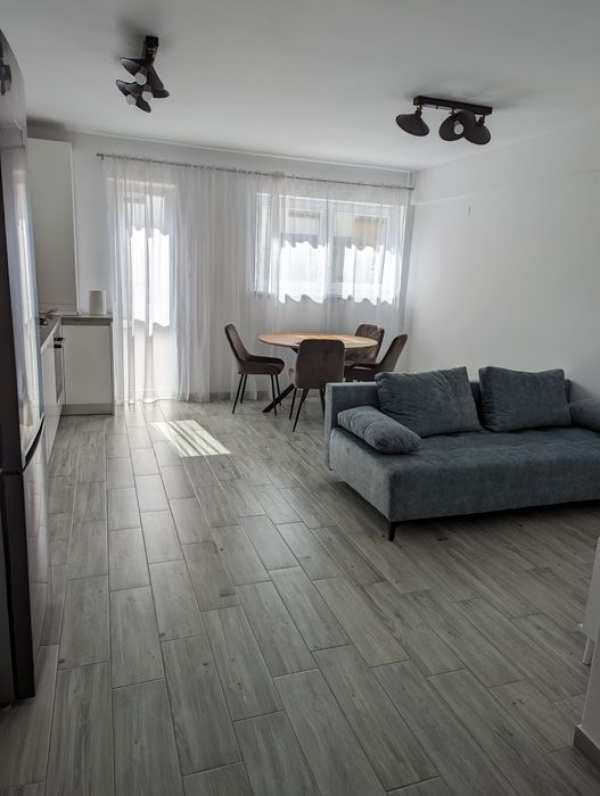 Apartment de inchiriat complet mobilat, 3 camere, Turnisor