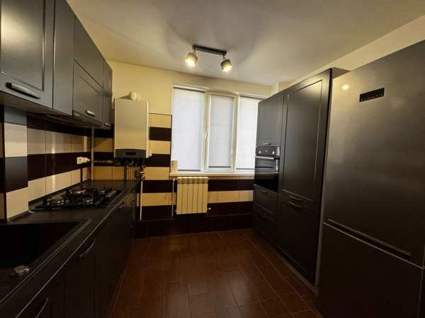 Proprietar Apartament 3 camere Brazda lui Novac 2/3