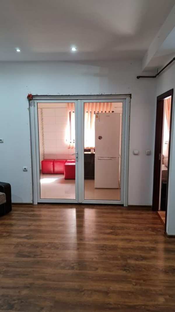 Dau spre chirie apartament cu 3 camere Cornetu 1750 roni