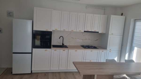 Închiriez apartament Apahida