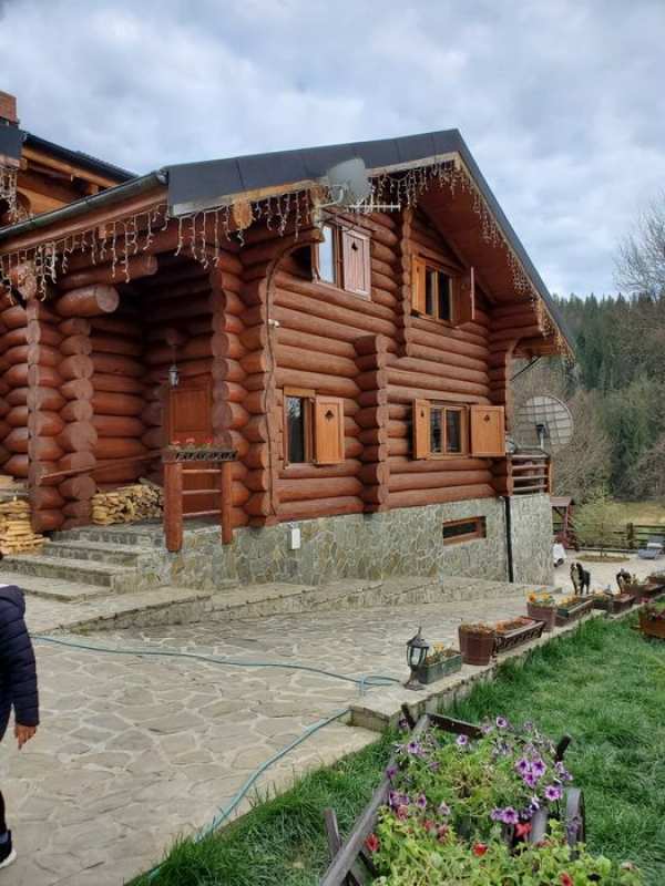 Chalet vanatoresc locatie exclusivista