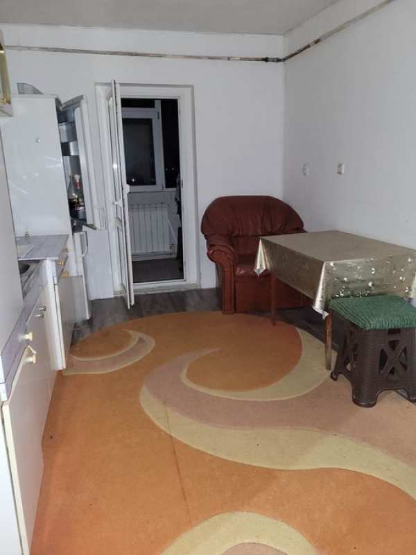 Inchiriez apartament 2 camere Ianca