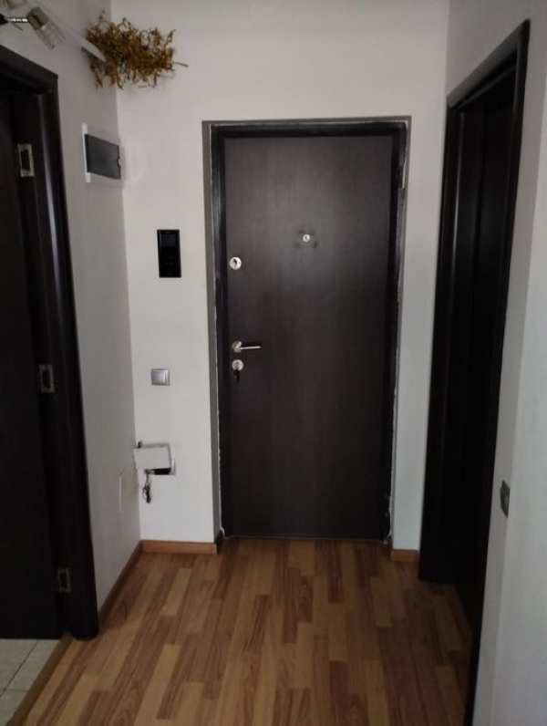 Oferim de inchiriat apartament 2 camere în regim hotelier zona centra