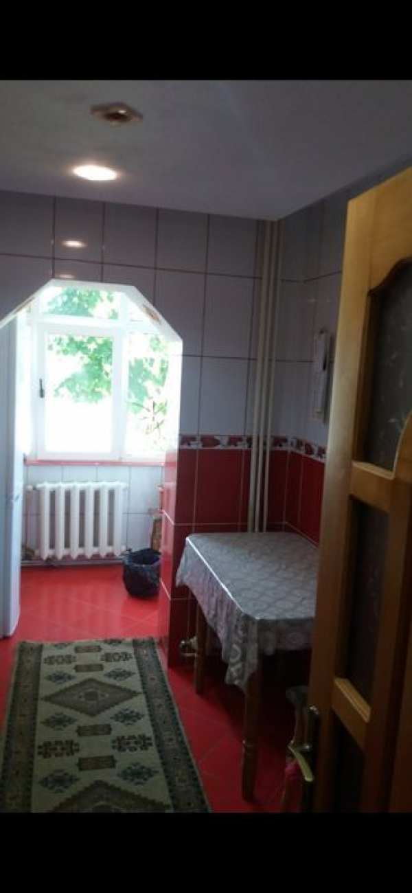 Închiriez apartament 2 camere