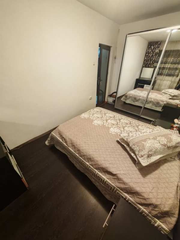 Apartament de închiriat