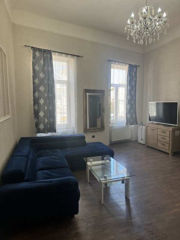 Apartament de inchiriat