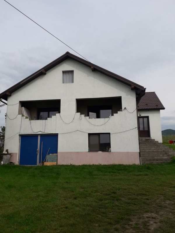 Casa pentru inchiriat