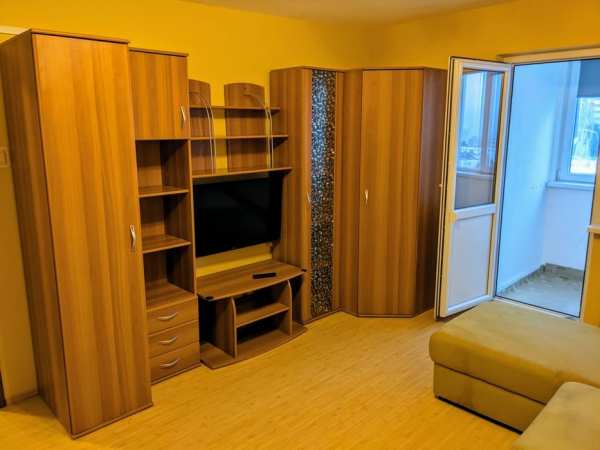 Proprietar dau in chirie apartament 2 camere Manastur, Parang