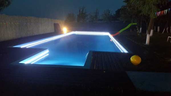 Teren 5000 m Intravilan construibil+piscina 16x6 si constructie?hala