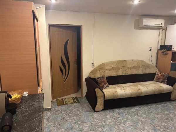 Apartament două camere semidecomandat