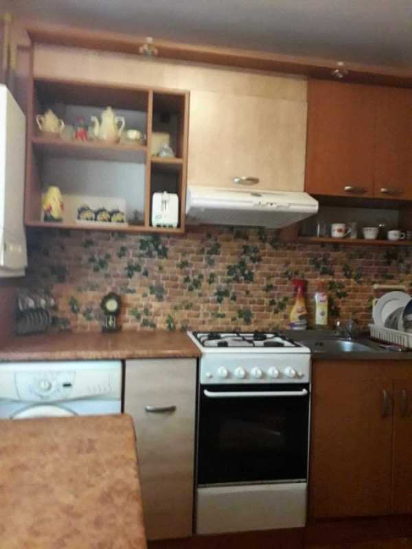 Inchiriez apartament