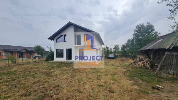 Casa si teren 1800 mp in Lunca Corbului