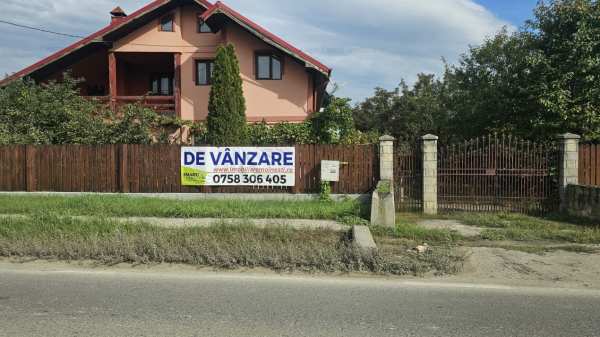 Casa de vanzare, zona Luk Oil Comanesti!