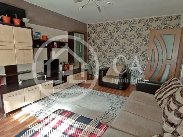 Apartament cu 3 camere de vanzare in zona Rogerius, Oradea