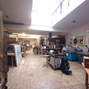 Capannone in commerciale in