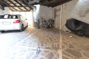 Box/posto auto in residenziale in Via del Pratello 99