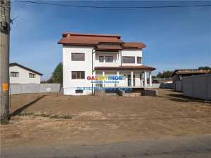 23 km Bolentin-Palanca,vila 450 mp,5 cam. D+P+1+M,teren 1500 mp,rate
