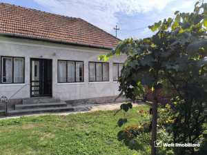 Casa 3 camere, 1398 mp teren, zona Manastirea Floresti