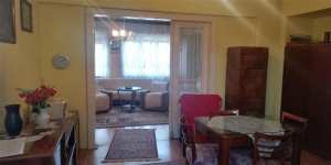 Casa cu 2 camere, curte comuna, cartier invecinat Centru - Targu Mures