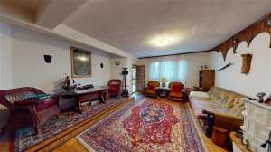 Proprietate rustica la 1 km de Castelul Bran:Doua unitati duplex, arhitectura tr