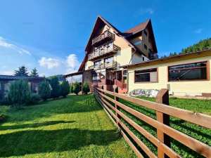 Vila generoasa cu view de vanzare in Fundata