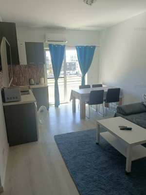 Mamaia Nord Apartament 2 Camere Mobilat Utilat Etaj 2/3 Foarte Aproape De Plaja