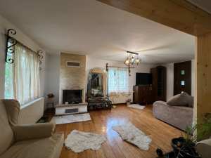 Casa cu 4 camere si 7 ari de teren Tauti Magheraus