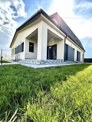 Duplex, proiect deosebit - Mosnita Veche