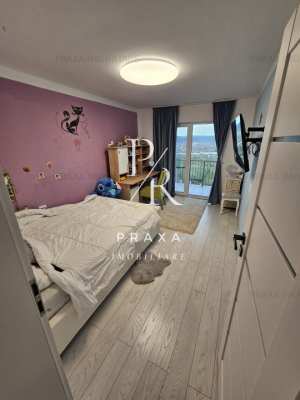 Casa individuala de vanzare, 7 camere, 396 mp , teren 525 , Tautii