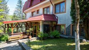 Oportunitate de afacere-vanzare pensiune si casa de vacanta Slanic PH