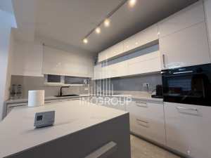 Casa de inchiriat in Floresti | 4 camere | 2 bai | Garaj | Gradina | Terasa |