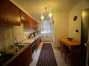 Apartament cu 4 camere, decomandat, et.2, Republicii cu GARAJ