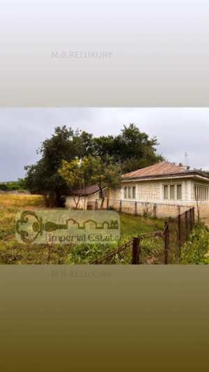Casa de vanzare