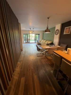 Apartament 4 etaje tip Townhouse 6 camere Emerald Residence