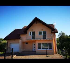 casa de vanzare