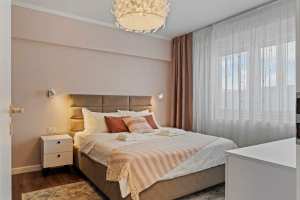 Proprietar, inchiriez apartament premium, spatios, Hotel Marriott, Parlament