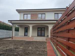 PROPRIETAR, VAND DUPLEX IN ZONA PREMIUM
