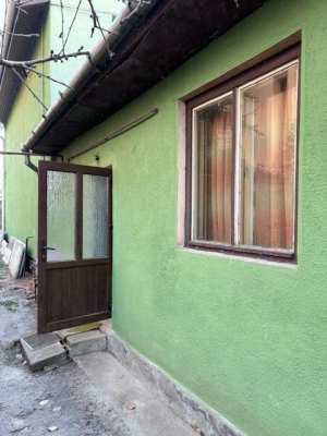 Casă de vânzare situată central în localitatea Cristeşti Mureş
