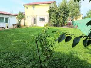 Proprietar vând casă P+1, curte spatioasa, construcţie 2005