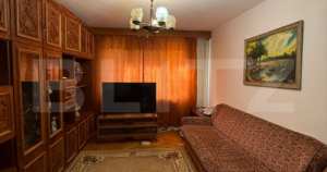 Apartament 3 camere, decomandat, etajul 2, zona grivita